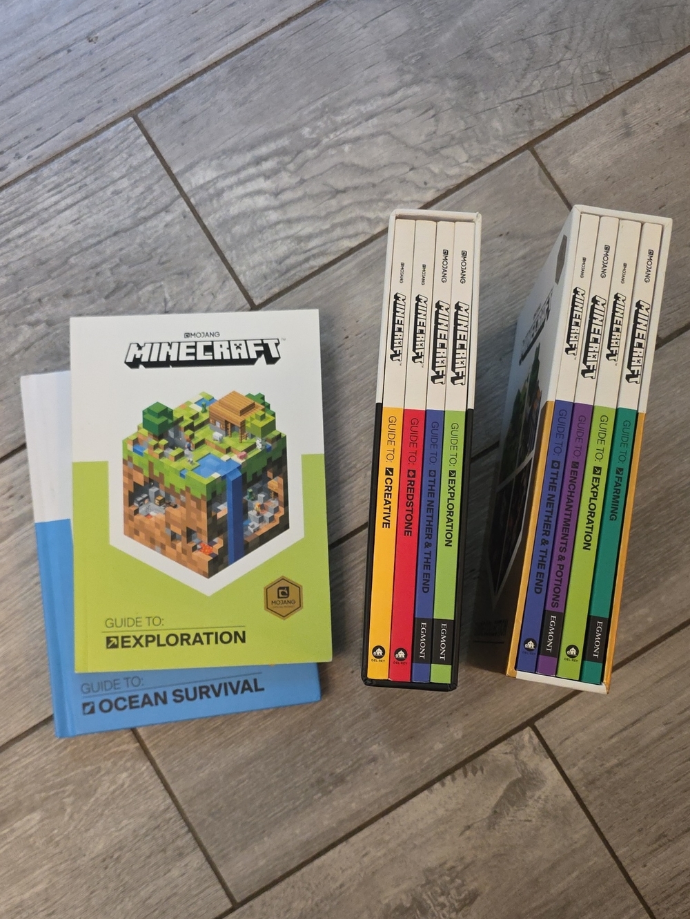 Mojang Minecraft Guides Book Set - 10 Books